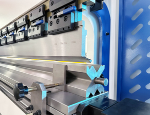 200t/5000mm CNC completamente automatico metallo pressa freno controllato da <span class=keywords><strong>Computer</strong></span> materiali da costruzione alluminio lavorazione nucleo motore - Product Image 2