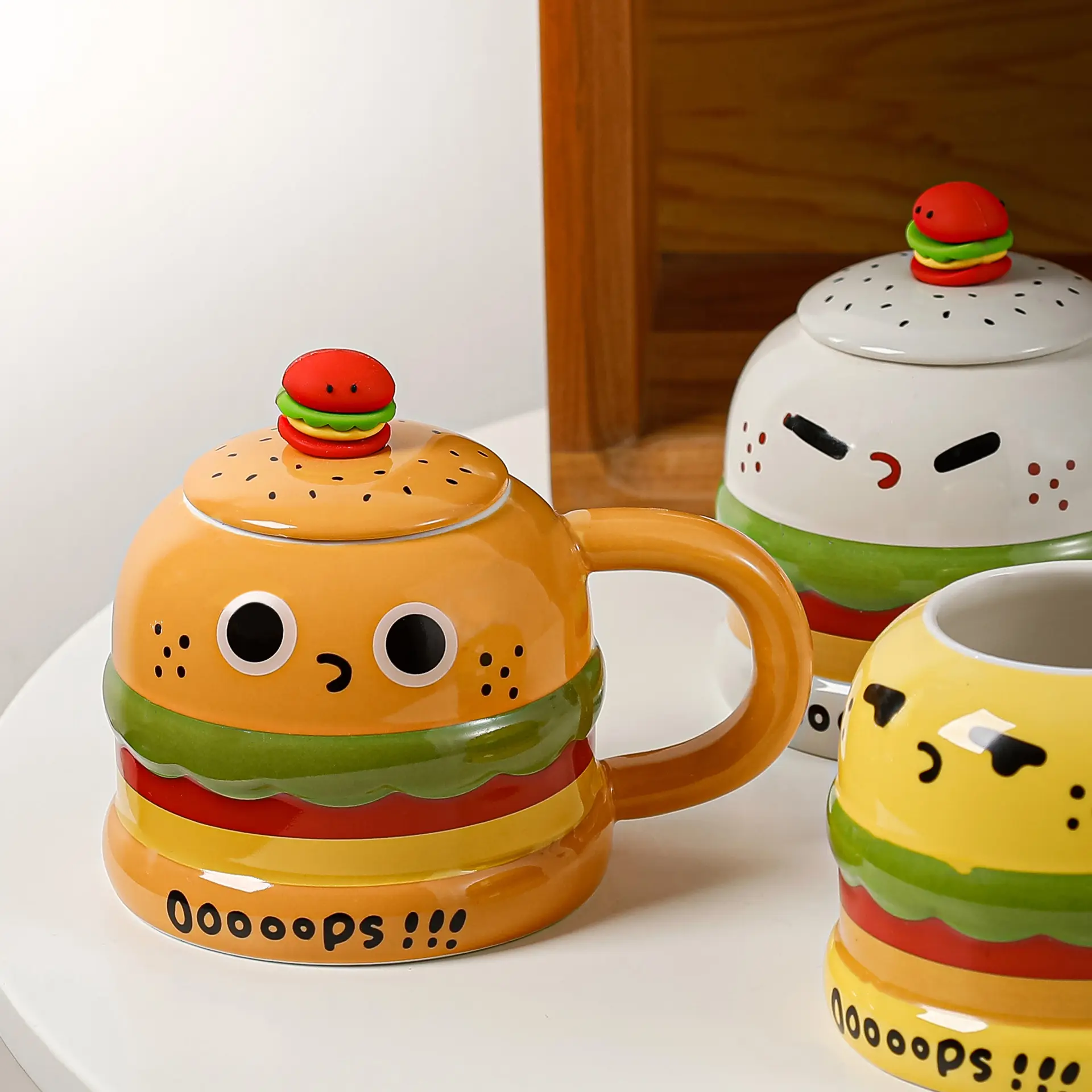 Koreanische niedliche Burger Keramik becher lustige Unter glasur Farbe kreative drei dimensionale Löffel Wasser Tasse mit Deckel Ausdruck Tasse Geschenk