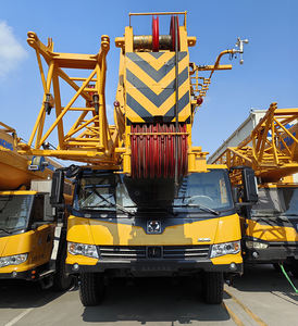 XCMG oficial QAY200 perfecto estado grúa móvil usada 200 toneladas grúa <span class=keywords><strong>de</strong></span> camión <span class=keywords><strong>de</strong></span> <span class=keywords><strong>segunda</strong></span> <span class=keywords><strong>mano</strong></span> precio para la <span class=keywords><strong>venta</strong></span> - Product Image 4