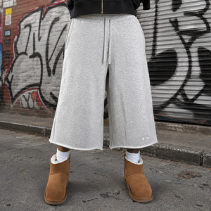 OEM Custom Gray 420grams French Terry 100% Cotton Baggy <b>Blank</b> 3/4 Sweat Shorts Heavy <b>Weight</b> Fleece Joggers Sweat Shorts Men - Product Image 2
