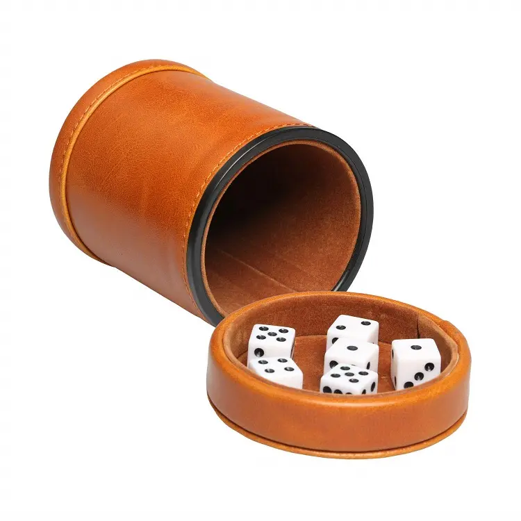 Custom Goedkope Promotie Bruin Fluwelen 6 Dices Lederen Plastic Dice Cup