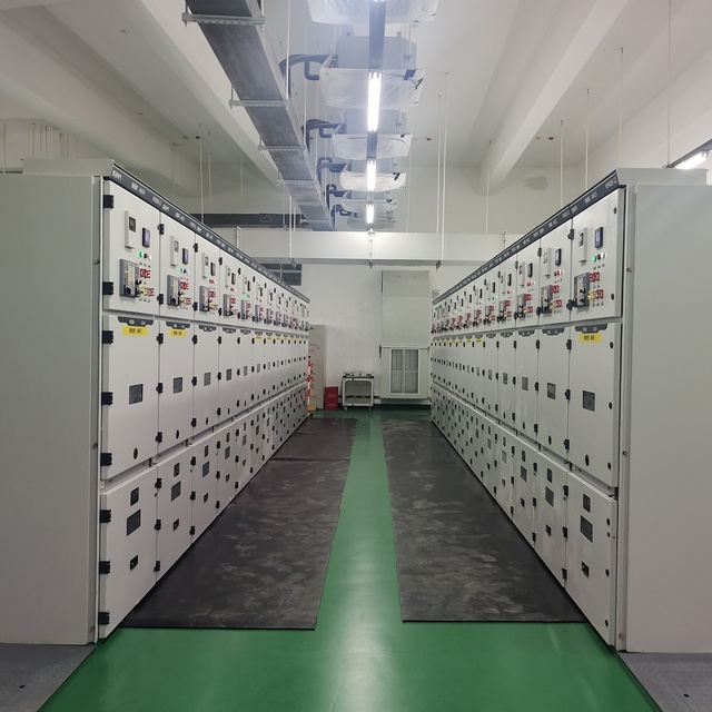 Ac Medium Voltage Switchgear 11kv 13.8kv 500kva 2000kva Stainless Steel IP65/IP54 IEC60439-3 Complete Switchgear Cabinet