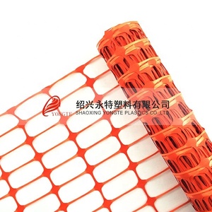 Red de valla de barrera de seguridad naranja económica de HDPE de 4X100ft para sitio de construcción tipo natural de madera tratada a presión - Product Image 3