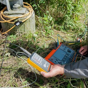 Testeur de résistance au sol Sonel Mru-200-Gps avec GPS pour les tests électriques en extérieur - Product Image 1