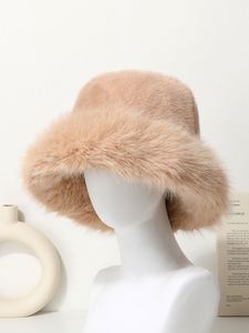 Sombrero de invierno de mujer de moda de lujo de alta calidad al por mayor sombrero de cubo de invierno de piel de zorro suave y cálido para mujer - Product Image 3