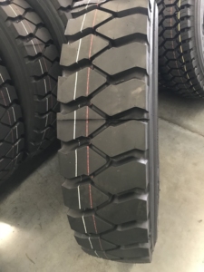Llantas Nuevas para Camión, Neumáticos para Camión de Servicio Pesado 12.00R20, 8.25R16, 315/80R22.5, 385/65R22.5 - Product Image 1