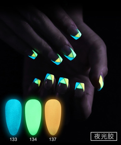 Gel Uv para uñas, Accesorio luminoso que brilla en la oscuridad, marca privada, muestras gratis esmaltesmalt <span class=keywords><strong>de</strong></span> <span class=keywords><strong>unas</strong></span> en gel - Product Image 5
