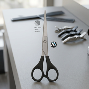Ciseaux de barbier avec manche en plastique, lame micro-dentelée - Product Image 2