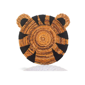 Décoration murale style rustique en forme de tigre, réalisée avec des détails complexes et des couleurs naturelles, ajoutant un charme naturel à la décoration intérieure. - Product Image 1