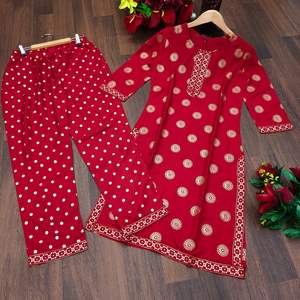 Suministro de fábrica al por mayor de lámina de impresión designada con pantalones Kurti cosidos completamente para damas de Indian Exporter - Product Image 5