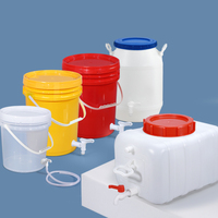 Seau Distributeur de Boissons en Plastique de Qualité Alimentaire avec Robinet et Poignée, Seau de 5 Gallons pour l'Emballage d'Eau et de Boissons - Vente en Gros