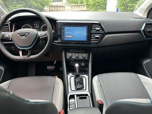 Volkswagen <span class=keywords><strong>Jetta</strong></span> VS5 SUV Usado de Alta Calidad, Auto de Gasolina de <span class=keywords><strong>Segunda</strong></span> <span class=keywords><strong>Mano</strong></span>, Precio Económico, 6AT para Conducción Urbana, Venta al Por Mayor - Product Image 5