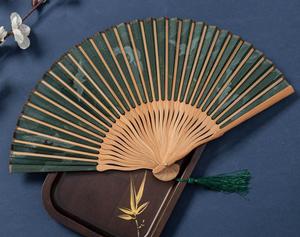 Abanico Plegable de Bambú y Seda de Alta Calidad para el Verano, Diseño de Grulla Pintado a Mano, para Bailes, Fiestas o Decoración del Hogar - Product Image 6