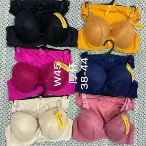 1,45 Dollar Model XYT019 con 38-44 C Cup Fotos reales Todos los colores Ladies Little Foam Ladies Bra Set al por mayor