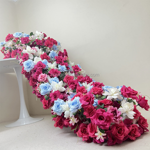 Camino de Mesa de Flores Artificiales de Seda en Degradado Rosa Intenso, de Alta Calidad, Crea un Ambiente Moderno para Bodas - Product Image 3