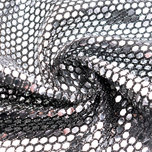 En çok satan 2024 pullu kumaş altıgen örgü ayna gümüş pullu kumaş elbise için - Product Image 3