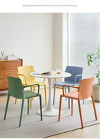 Chaise de salle à manger multifonctionnelle en plastique de style nordique, design moderne et simple pour la maison, le salon et la restauration, livraison incluse