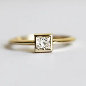 간단한 기하학적 원래 다이아몬드 반지 화이트 골드 약혼 925 실버 스퀘어 다이아몬드 약혼 반지