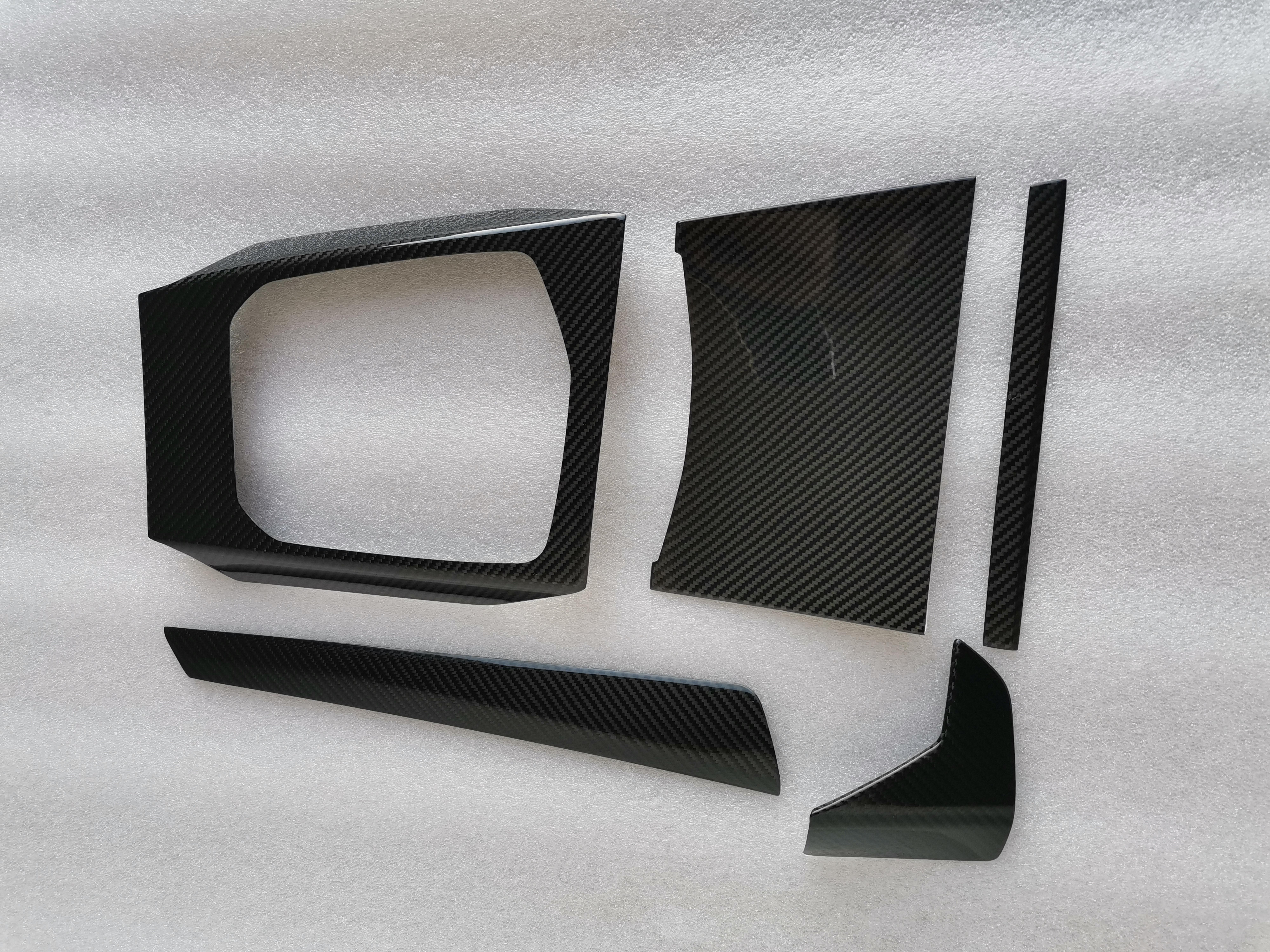 Fibra di carbonio a secco