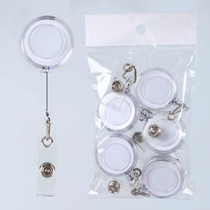 Portacredenciales Retráctil Plateado <span class=keywords><strong>con</strong></span> Clip <span class=keywords><strong>para</strong></span> Tarjetas de Identificación, Anillo <span class=keywords><strong>para</strong></span> Llaves y Cadena Antipérdida, Ideal <span class=keywords><strong>para</strong></span> la Escuela y Oficina - Product Image 5