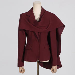 Haute qualité mode personnalité mince costume <span class=keywords><strong>veste</strong></span> femmes 2024 automne tendance épissé rouge <span class=keywords><strong>Cape</strong></span> courte Blazers dames femmes - Product Image 6