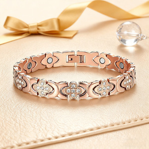 European American Lucky <b>Clover</b> Alloy Diamond Magnetic <b>Bracelet</b> Unisex Everyday Wear - Product Image 4