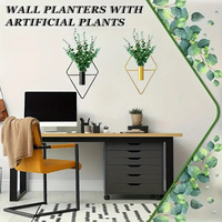 Vase à fleurs en fer forgé de forme diamant, style minimaliste moderne, fabrication chinoise, décoration créative pour la maison, idéal pour les murs de salon et de chambre.