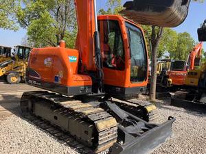 รถขุดตีนตะขาบ Doosan DX75 มือสอง สภาพดี ใช้งานปลอดภัย เครื่องยนต์ยันมาร์ 7.5 ตัน รถขุดจากเกาหลี ความจุบุ้งกี๋ 0.3 ลูกบาศก์เมตร กำลัง 39.7 กิโลวัตต์ - Product Image 2