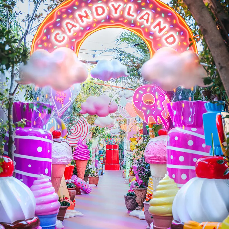 Grote Maat Fiberglass Resin Candy Cane Sculptuur Donut Cupcake Standbeeld Voor Candyland Park Decor