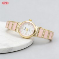 Montre unisexe élégante en laiton plaqué or 18 carats avec boîtier en alliage Hengdian, émail rose et zircon, vente en gros, non étanche