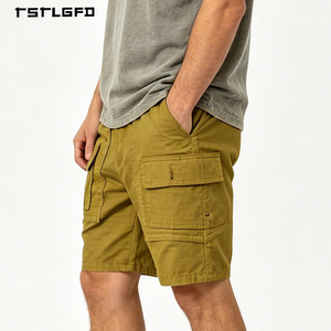 Custom Men's Grid Pattern Cargo Shorts Relaxed Fit Polyester Blend Outdoor Utility Shorts - Product Image 3