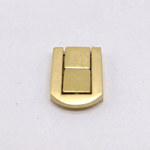 Hong Kong Shiny <b>Gold</b> Zinc Alloy Metal Clasp <b>Small</b> and Experienced Bag Parts & Accessories for Wooden Box Locks - Product Image 1