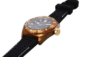 Montres en bronze superlumineuses au design personnalisé avec mouvement mécanique automatique - Product Image 2