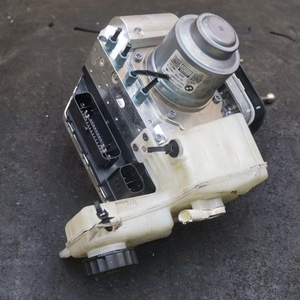 Adecuado para BMW X5 G05 X6 G06 cilindro de freno, cilindro maestro de freno, bomba ABS 34517915342 - Product Image 5