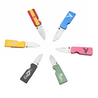 Couteau de poche cadeau Petit mini couteau de poche pliant pour porte-clés avec mousqueton Couteau pour l'extérieur Camping Pêche Compact Tiny