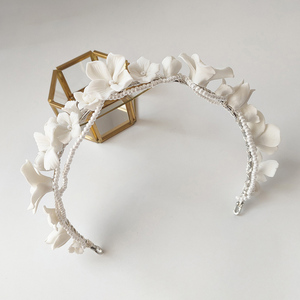 Ins Style fait à la main diadème de mariée fleurs en céramique accessoires de cheveux demoiselles <span class=keywords><strong>d</strong></span>'<span class=keywords><strong>honneur</strong></span> bandeau bijoux <span class=keywords><strong>couronne</strong></span> de mariage pour 2022 - Product Image 5