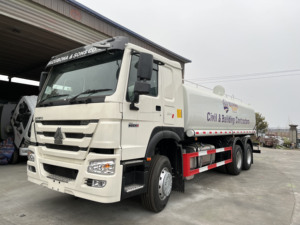 Camión Cisterna de Agua HOWO 6x4 340HP con Motor Diésel Weichai, 25000 Litros, 25cbm, 10 Ruedas - Product Image 6