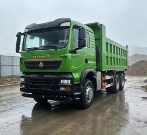 Camion benne d'<span class=keywords><strong>occasion</strong></span> HOWO TX 6x4 371 CV Euro 2, 16 tonnes, pour le transport <span class=keywords><strong>de</strong></span> matériaux <span class=keywords><strong>de</strong></span> construction ferroviaire - Product Image 1