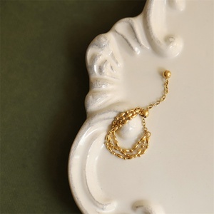 Fabricante de Joyería, Anillos de Cadena con Cuentas al por Mayor, Anillos Ajustables de Acero Inoxidable con Borlas para Mujer - Product Image 4
