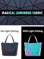 Venta caliente elegante geométrico luminoso mujeres bolsos diseñador de moda mujeres monederos cartera holográfica reflectante bandolera