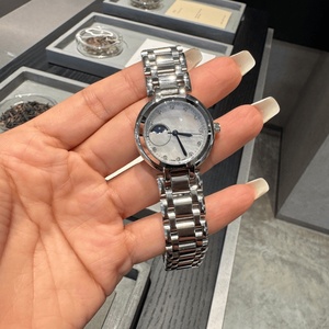 Reloj de Lujo de Alta Gama con Movimiento de Cuarzo de Precisión, Bisel con Incrustaciones de Diamantes, Visualización de Fase Lunar, Resistente al Agua para Uso Diario, Longines - Product Image 1