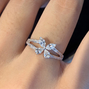 Anello di Diamanti F850 in Oro Bianco con Taglio Marquise, Diamante Naturale per Fidanzamento, Gioielli da Donna, Colore D - Product Image 3