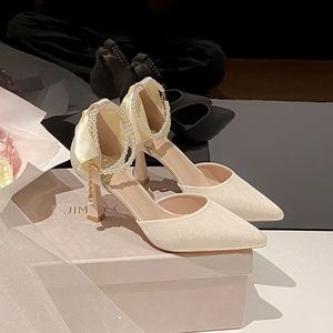 Sandalias de tacón alto de 7 cm con boca de pez, de satén blanco, con cuentas, punta abierta, correa baja y suela de goma, tendencia de moda para el verano. - Product Image 3