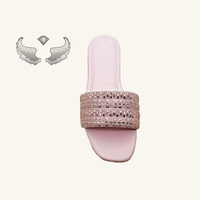 Sandales et pantoufles plates en cristal respirantes pour femmes, nouvelle collection d'été, design tendance, vente en gros
