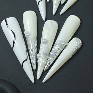 Uñas postizas de lujo con gotas de agua acrílicas rosas, cobertura completa, hechas a mano, con pedrería dibujada a mano, precio de fábrica. - Product Image 3