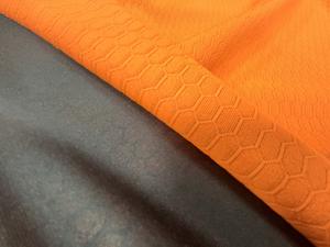 Tissu jacquard européen de luxe en gros, 93% polyester, 7% élasthanne, tricoté extensible, poids moyen, uni, teint, pour vêtements de sport et de bain - Product Image 3