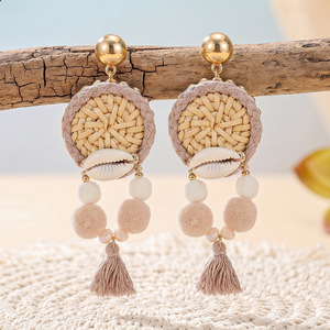 Pendientes colgantes con forma de flor bohemia, imitación de perla, chapados en oro, joyería de fiesta para mujer - Product Image 4
