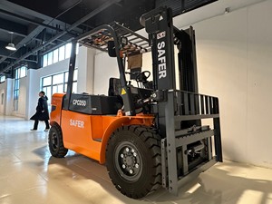 Carretilla elevadora Diesel 4 <span class=keywords><strong>ton</strong></span> 4,5 <span class=keywords><strong>Ton</strong></span> 5 <span class=keywords><strong>ton</strong></span> diesel Isuzu motor montacargas precios para la venta con motor EURO 5 - Product Image 4