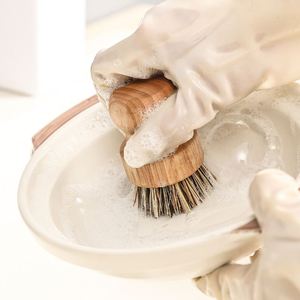 Brosse de nettoyage en sisal naturel à manche court en bois massif, ustensile de vaisselle pour la décontamination des casseroles de cuisine et le lavage des ustensiles en fibre de coco - Product Image 4