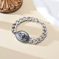 Bracelet chaîne à maillons en acier inoxydable style hip-hop avec nœud celtique, cœur et symbole religieux chrétien en forme de croix – Cadeau idéal pour la vente en gros